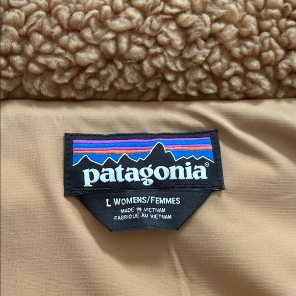 Patagonia Brown Teddy Puffer Jacket - Picture 4 of 6